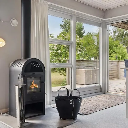 Holiday home Holmwith - 200m From The Sea In Lolland- Falster And Mon By Interhome *