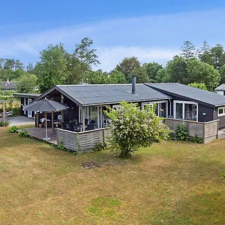 Semesterbostad Holmwith - 200m From The Sea By Interhome Vesterby