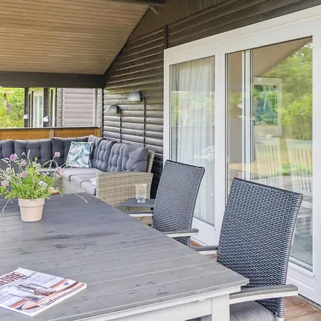 Semesterbostad Holmwith - 200m From The Sea By Interhome